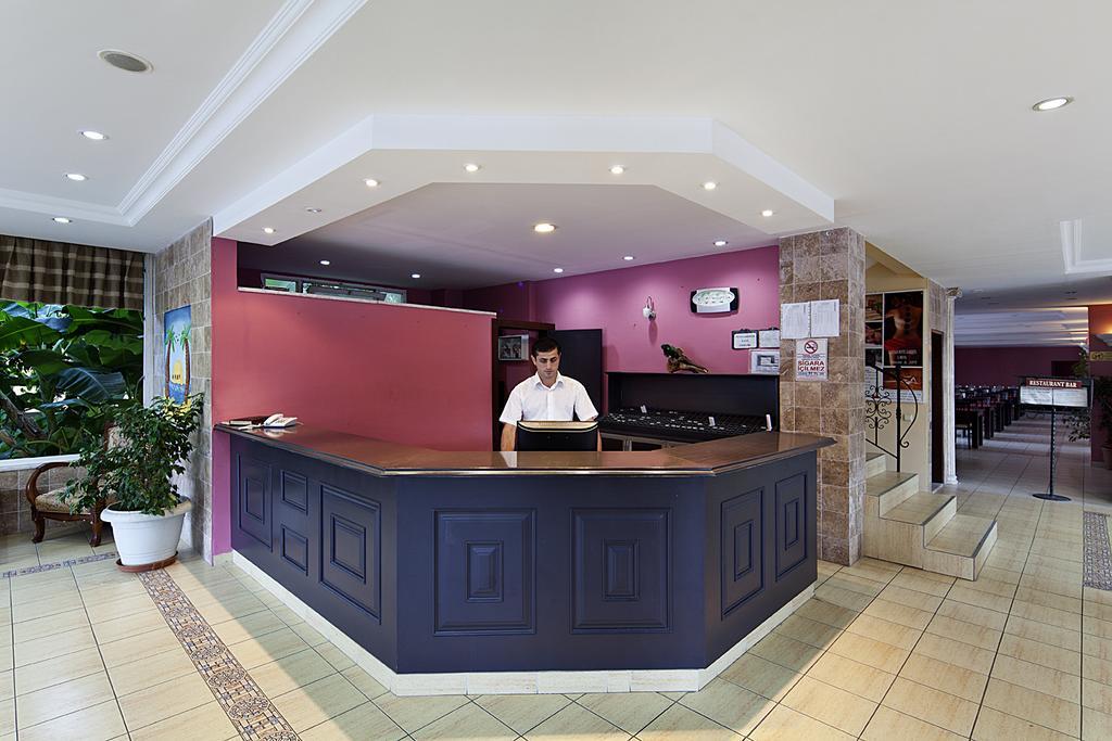 Larissa Garden Hotel Kemer Bagian luar foto