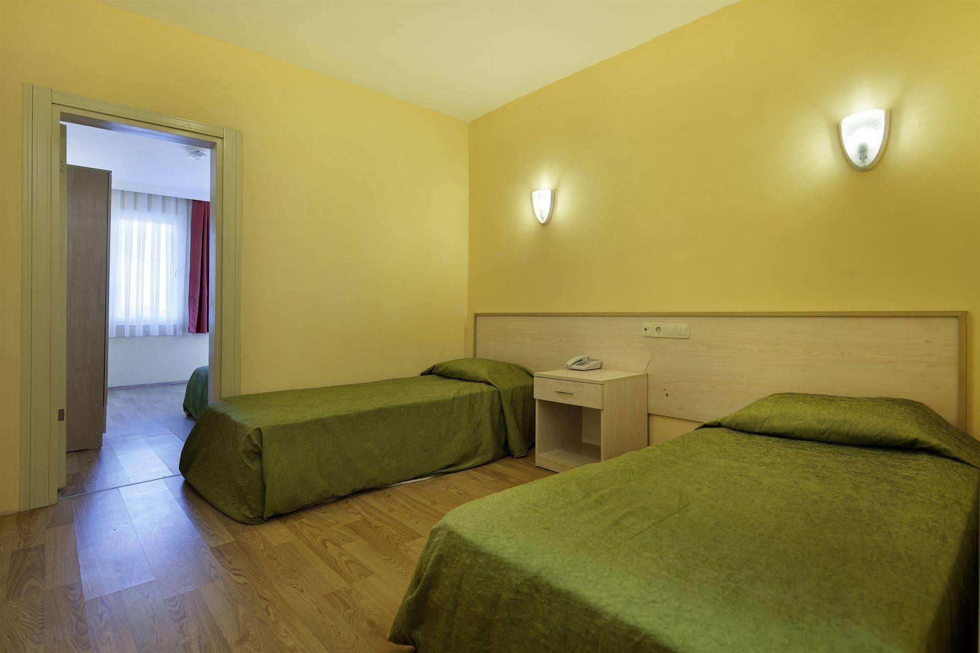 Larissa Garden Hotel Kemer Bagian luar foto