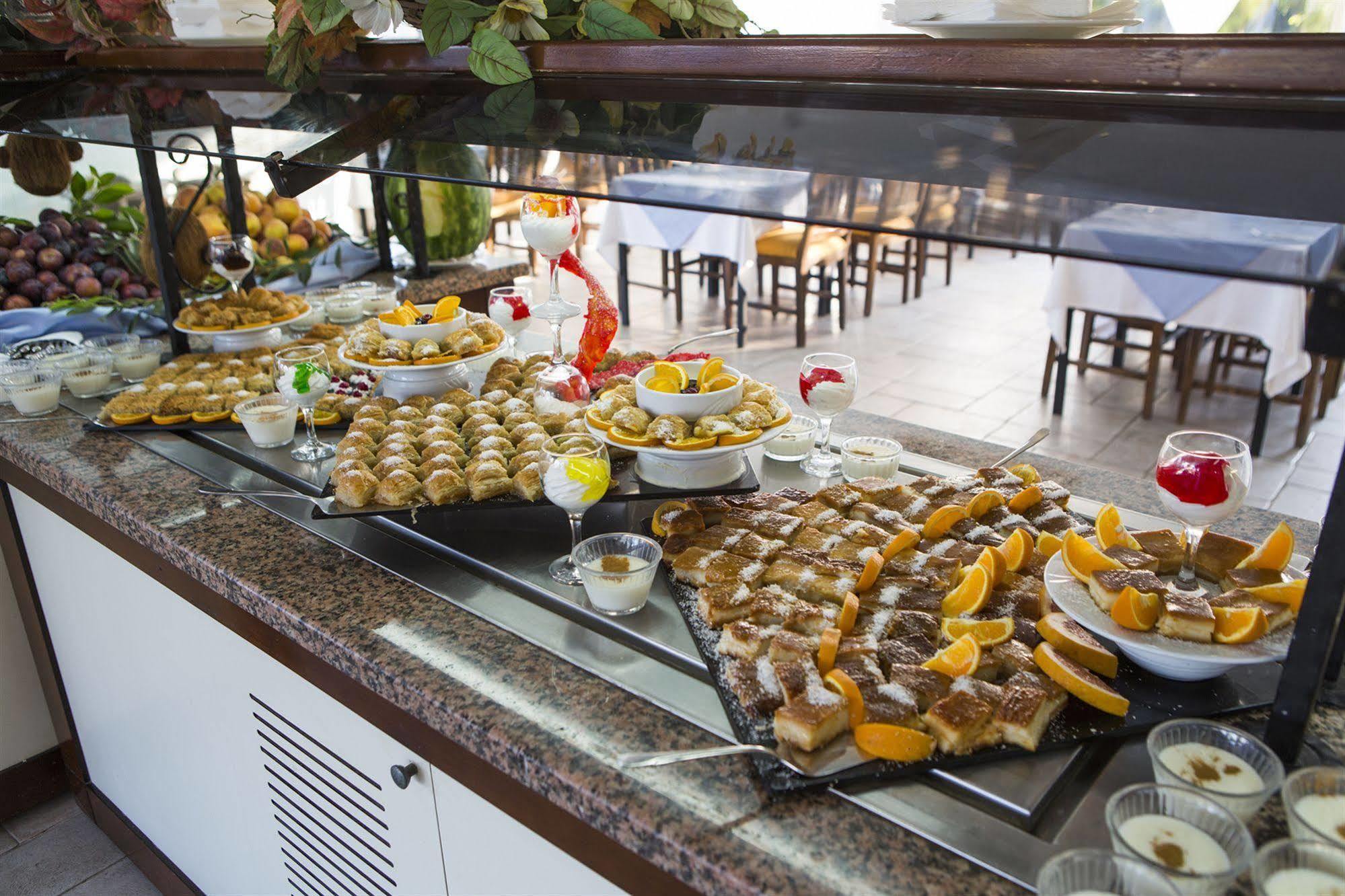 Larissa Garden Hotel Kemer Bagian luar foto
